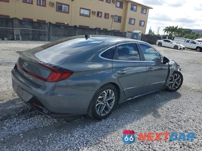 Trzecie zdjęcie samochodu z tyłu: 2020 HYUNDAI SONATA SEL VIN:5NPEF4JA4LH002103 - miniatura