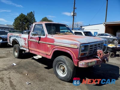 Czwarte zdjęcie samochodu z boku: 1985 FORD F250 VIN:1FTHF2614FPB38556 - miniatura
