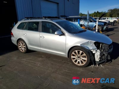 Czwarte zdjęcie samochodu z boku: 2010 VOLKSWAGEN JETTA TDI VIN:3VWTL7AJ8AM633345 - miniatura