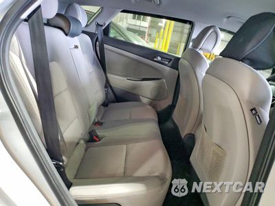 Zdjęcie 11 z 13 samochodu: 2018 HYUNDAI TUCSON SEL VIN:KM8J3CA41JU756201 - miniatura