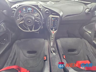 Zdjęcie 8 z 12 samochodu: 2024 MCLAREN 750S VIN:SBM14BCA6RW007514 - miniatura