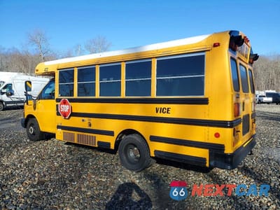 Trzecie zdjęcie samochodu z tyłu: 2012 CHEVROLET EXPRESS G3 - SCHOOL BUS VIN:1GB3G3BG8C1177080 - miniatura