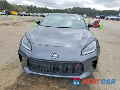 Piąte zdjęcie samochodu w środku: 2025 TOYOTA GR86 PREMIUM VIN:JF1ZNBE17S9752644 - miniatura