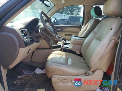 Zdjęcie 7 z 12 samochodu: 2011 CHEVROLET TAHOE K1500 LT VIN:1GNSKBE06BR186723 - miniatura