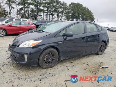 2015 TOYOTA PRIUS FOUR JTDKN3DU7F0449709 - główne zdjęcie licytacji z USA - miniatura