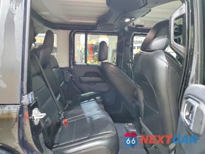 Zdjęcie 11 z 13 samochodu: 2018 JEEP WRANGLER UNLIMITED SAHARA VIN:1C4HJXEG4JW133177 - miniatura