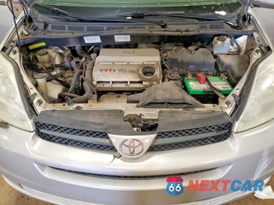 Zdjęcie 12 z 13 samochodu: 2004 TOYOTA SIENNA XLE 7 PASSENGER VIN:5TDZA22C74S068869 - miniatura