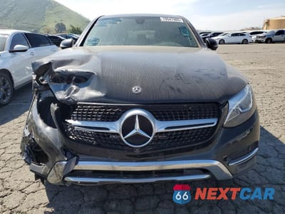 Piąte zdjęcie samochodu w środku: 2019 MERCEDES-BENZ GLC COUPE 300 4MATIC VIN:WDC0J4KB9KF581737 - miniatura