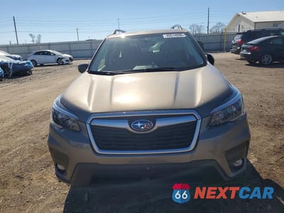 Piąte zdjęcie samochodu w środku: 2021 SUBARU FORESTER PREMIUM VIN:JF2SKAJC2MH592852 - miniatura