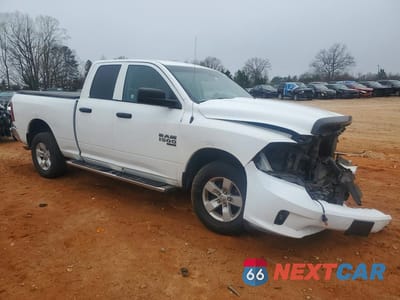 Czwarte zdjęcie samochodu z boku: 2019 RAM 1500 CLASSIC TRADESMAN VIN:1C6RR6FG9KS613687 - miniatura