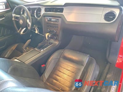 Zdjęcie 8 z 12 samochodu: 2012 FORD MUSTANG VIN:1ZVBP8AM0C5278681 - miniatura