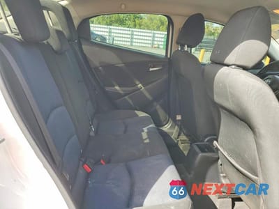 Zdjęcie 10 z 12 samochodu: 2018 TOYOTA YARIS IA BASE VIN:3MYDLBYV2JY301849 - miniatura
