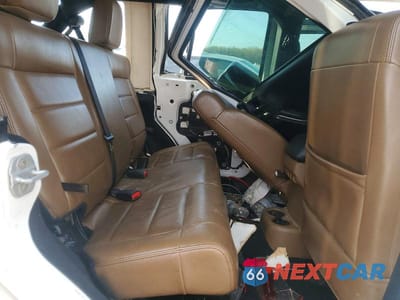 Zdjęcie 11 z 12 samochodu: 2012 JEEP WRANGLER UNLIMITED SAHARA VIN:1C4HJWEG5CL113762 - miniatura