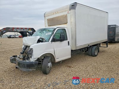 2018 CHEVROLET EXPRESS BOX TRUCK 1GB3GSCGXJ1341239 - główne zdjęcie licytacji z USA - miniatura