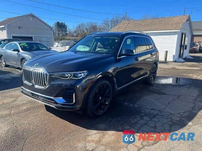 Czwarte zdjęcie samochodu z boku: 2020 BMW X7 XDRIVE40I VIN:5UXCW2C02L9C42860 - miniatura