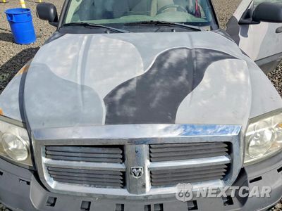 Zdjęcie 11 z 13 samochodu: 2005 DODGE DAKOTA QUAD SLT VIN:1D7HW48N85S245901 - miniatura