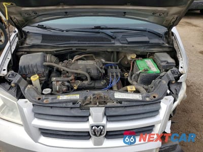 Zdjęcie 12 z 13 samochodu: 2010 DODGE GRAND CARAVAN SE VIN:2D4RN4DEXAR430375 - miniatura