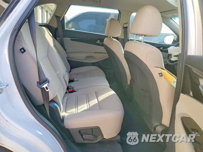 Zdjęcie 11 z 13 samochodu: 2019 KIA SORENTO LX VIN:5XYPG4A32KG499892 - miniatura