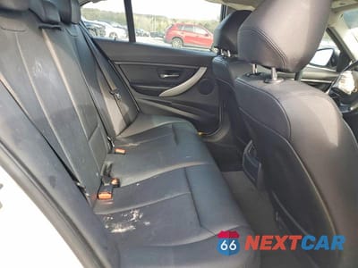 Zdjęcie 10 z 11 samochodu: 2013 BMW 320 I VIN:WBA3B1C55DK128682 - miniatura