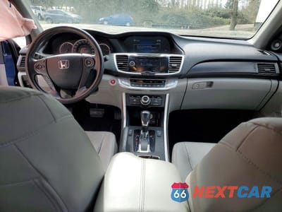 Zdjęcie 8 z 12 samochodu: 2015 HONDA ACCORD TOURING VIN:1HGCR2F97FA807785 - miniatura