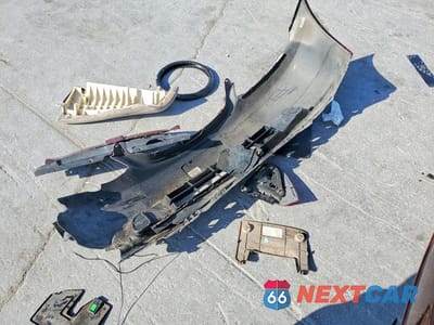Zdjęcie 12 z 13 samochodu: 2002 HONDA CIVIC EX VIN:2HGES25782H545588 - miniatura