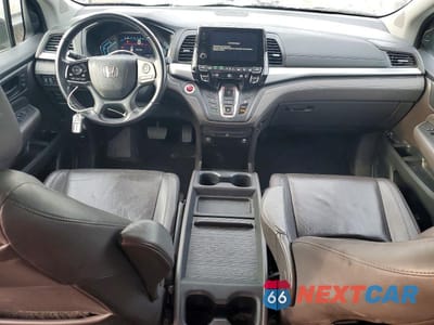 Zdjęcie 8 z 13 samochodu: 2018 HONDA ODYSSEY TOURING VIN:5FNRL6H82JB043656 - miniatura