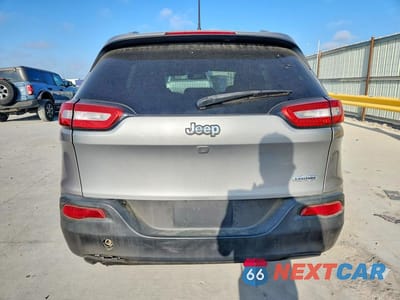 Zdjęcie 6 z 14 samochodu: 2015 JEEP CHEROKEE LATITUDE VIN:1C4PJLCB3FW517938 - miniatura