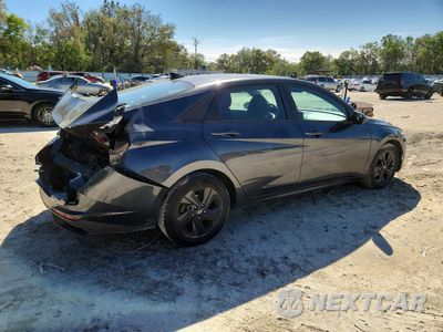 Trzecie zdjęcie samochodu z tyłu: 2021 HYUNDAI ELANTRA SEL VIN:5NPLM4AG1MH028354 - miniatura