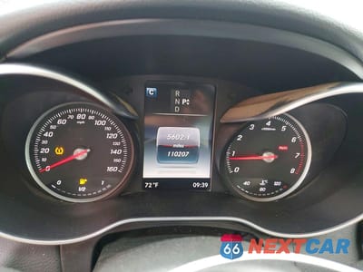 Zdjęcie 9 z 13 samochodu: 2016 MERCEDES-BENZ C 300 4MATIC VIN:55SWF4KBXGU099354 - miniatura