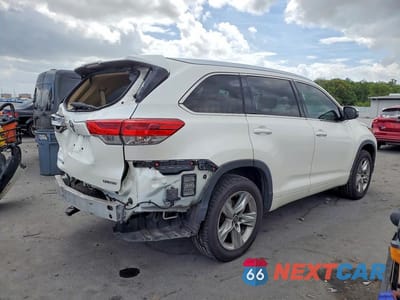 Trzecie zdjęcie samochodu z tyłu: 2017 TOYOTA HIGHLANDER LIMITED VIN:5TDYZRFH3HS232076 - miniatura