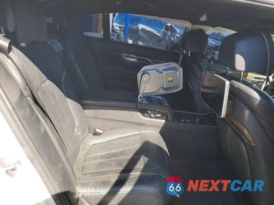 Zdjęcie 10 z 12 samochodu: 2016 BMW 750 XI VIN:WBA7F2C56GG415631 - miniatura