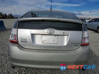 Zdjęcie 6 z 11 samochodu: 2005 TOYOTA PRIUS BASE VIN:JTDKB20U557010393 - miniatura