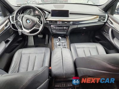 Zdjęcie 8 z 12 samochodu: 2018 BMW X5 XDR40E VIN:5UXKT0C55J0V98531 - miniatura