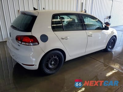 Trzecie zdjęcie samochodu z tyłu: 2014 VOLKSWAGEN GOLF VIN:WVWDM7AJ3EW010029 - miniatura