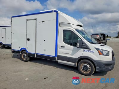 Czwarte zdjęcie samochodu z boku: 2020 FORD TRANSIT DELIVERY TRUCK VIN:1FDBW5Z81LKB80333 - miniatura