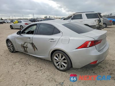 Drugie zdjęcie samochodu z przodu: 2016 LEXUS IS 200T BASE VIN:JTHBA1D26G5009871 - miniatura