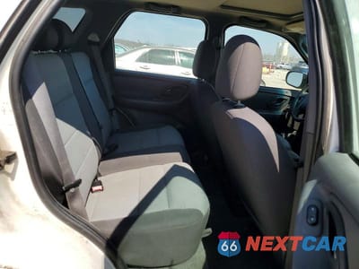 Zdjęcie 11 z 13 samochodu: 2006 FORD ESCAPE XLS VIN:1FMYU02ZX6KA98904 - miniatura