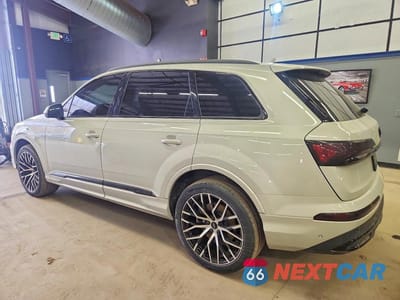 Drugie zdjęcie samochodu z przodu: 2022 AUDI Q7 PREMIUM PLUS VIN:WA1LXBF73ND004546 - miniatura