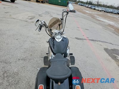 Zdjęcie 6 z 9 samochodu: 2007 YAMAHA XVS1100 VIN:JYAVP11E97A095580 - miniatura
