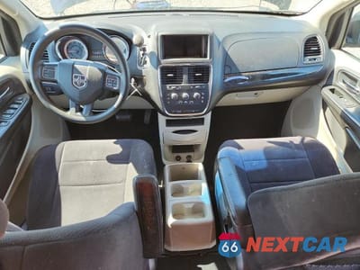 Zdjęcie 8 z 13 samochodu: 2011 DODGE GRAND CARAVAN MAINSTREET VIN:2D4RN3DG0BR663968 - miniatura