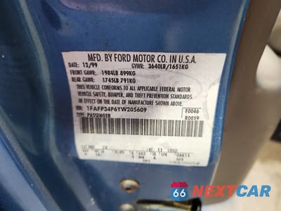 Zdjęcie 12 z 12 samochodu: 2000 FORD FOCUS SE VIN:1FAFP34P6YW205609 - miniatura