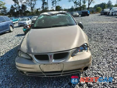 Piąte zdjęcie samochodu w środku: 2004 PONTIAC GRAND AM SE1 VIN:1G2NF52E34M591597 - miniatura