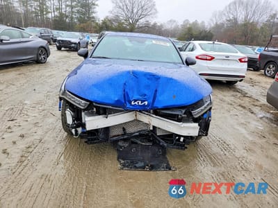 Piąte zdjęcie samochodu w środku: 2022 KIA K5 GT-LINE VIN:5XXG64J2XNG158288 - miniatura