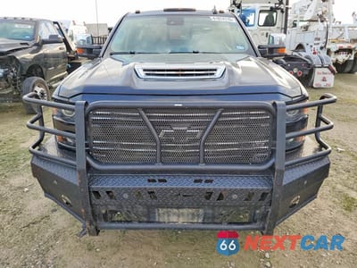 Piąte zdjęcie samochodu w środku: 2019 CHEVROLET SILVERADO K3500 LTZ VIN:1GC4KXEY3KF265806 - miniatura