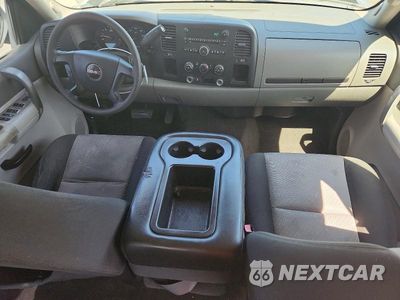 Zdjęcie 8 z 12 samochodu: 2008 GMC SIERRA C1500 VIN:2GTEC13CX81117674 - miniatura