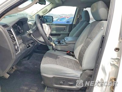 Zdjęcie 7 z 11 samochodu: 2018 RAM 1500 SLT VIN:1C6RR7GM7JS227407 - miniatura
