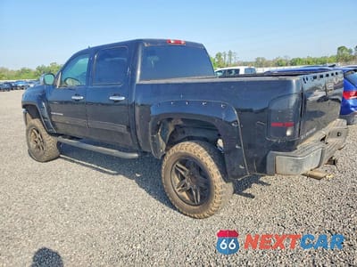 Drugie zdjęcie samochodu z przodu: 2011 CHEVROLET SILVERADO K1500 LT VIN:3GCPKSE37BG252530 - miniatura