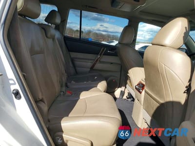 Zdjęcie 11 z 12 samochodu: 2013 TOYOTA HIGHLANDER LIMITED VIN:5TDDK3EHXDS218770 - miniatura