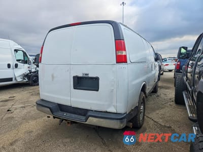 Trzecie zdjęcie samochodu z tyłu: 2008 GMC SAVANA G2500 VIN:1GTGG25C881127156 - miniatura