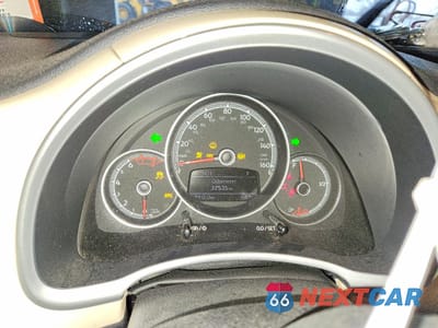 Zdjęcie 9 z 13 samochodu: 2019 VOLKSWAGEN BEETLE S VIN:3VW5DAAT7KM502798 - miniatura